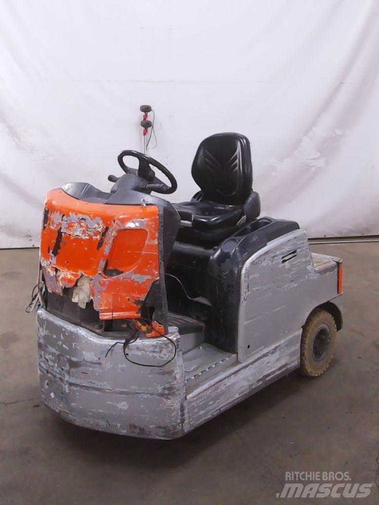 Still LTX70 Towing trucks