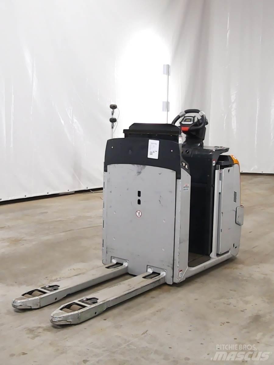 Still OPX20 Low lift order picker