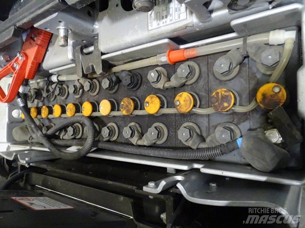 Still OPX25 Low lift order picker