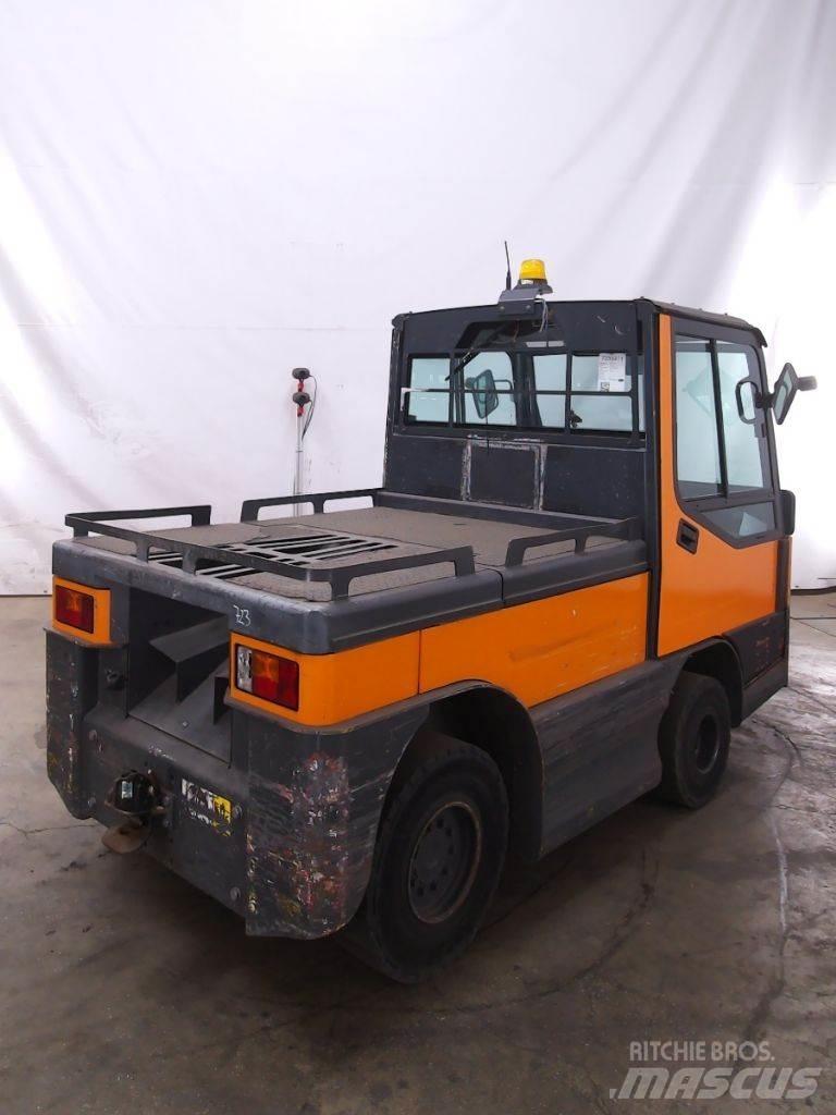 Still R07-25 Towing trucks