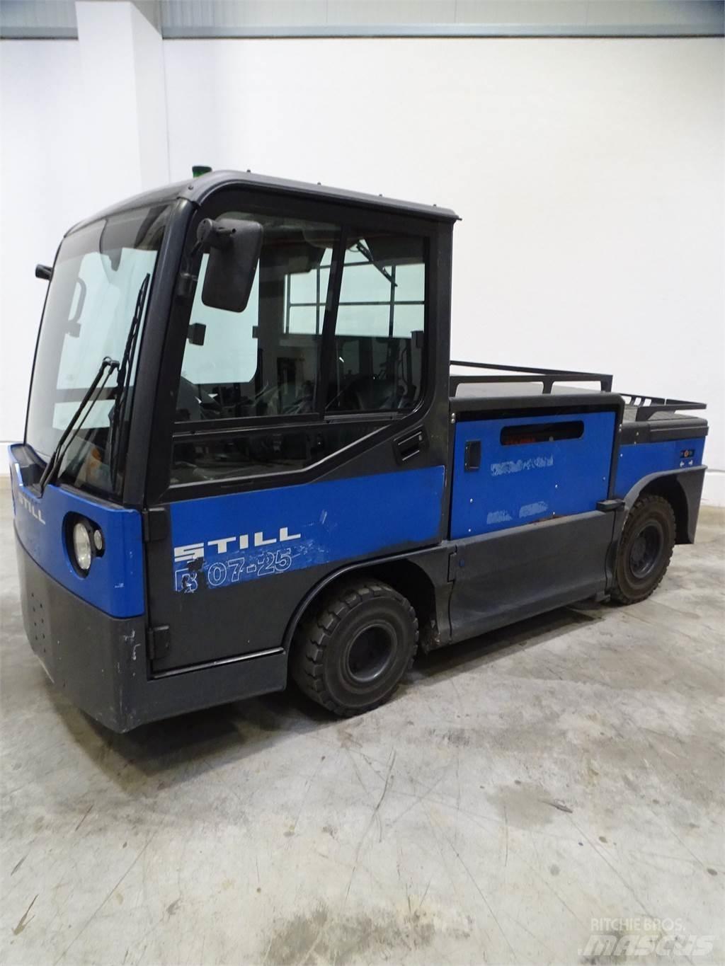 Still R07-25 Towing trucks