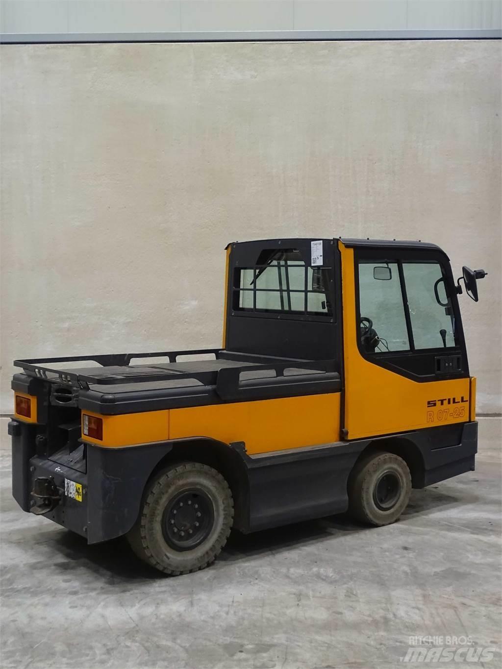 Still R07-25 Towing trucks