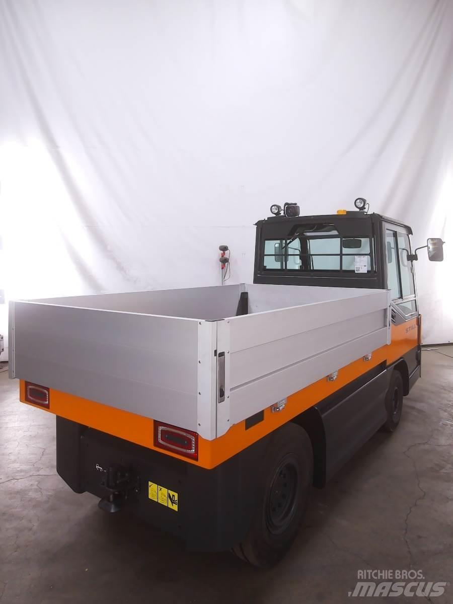 Still R08-20 Towing trucks