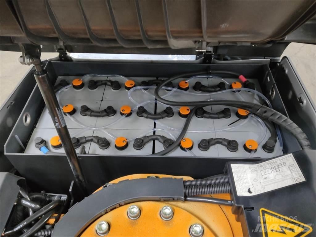 Still RX50-15 Electric forklift trucks