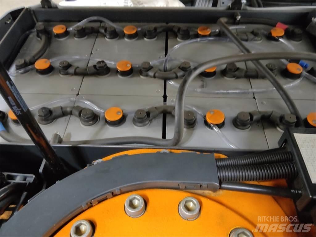 Still RX50-16 Electric forklift trucks