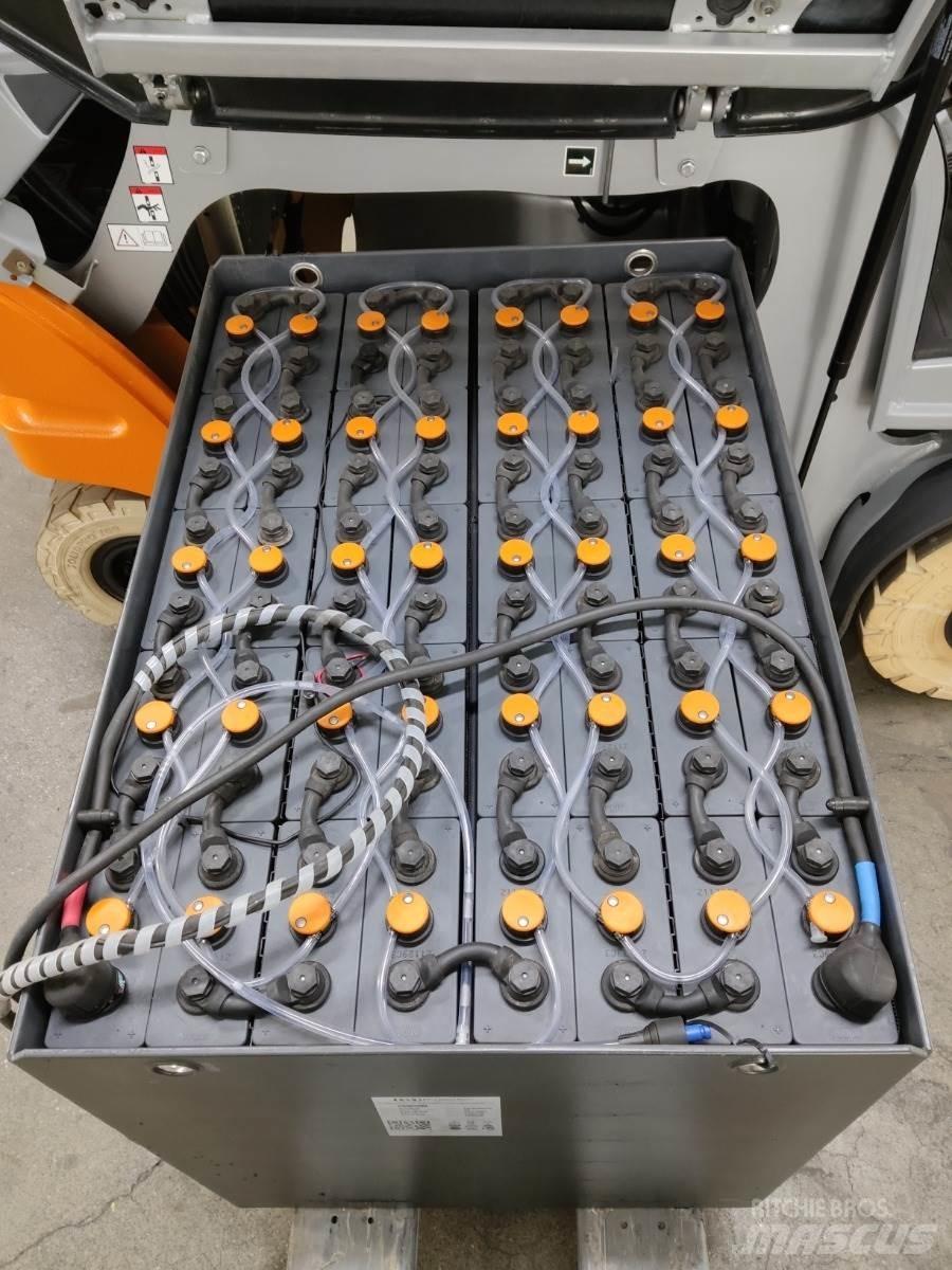 Still RX60-25 Electric forklift trucks