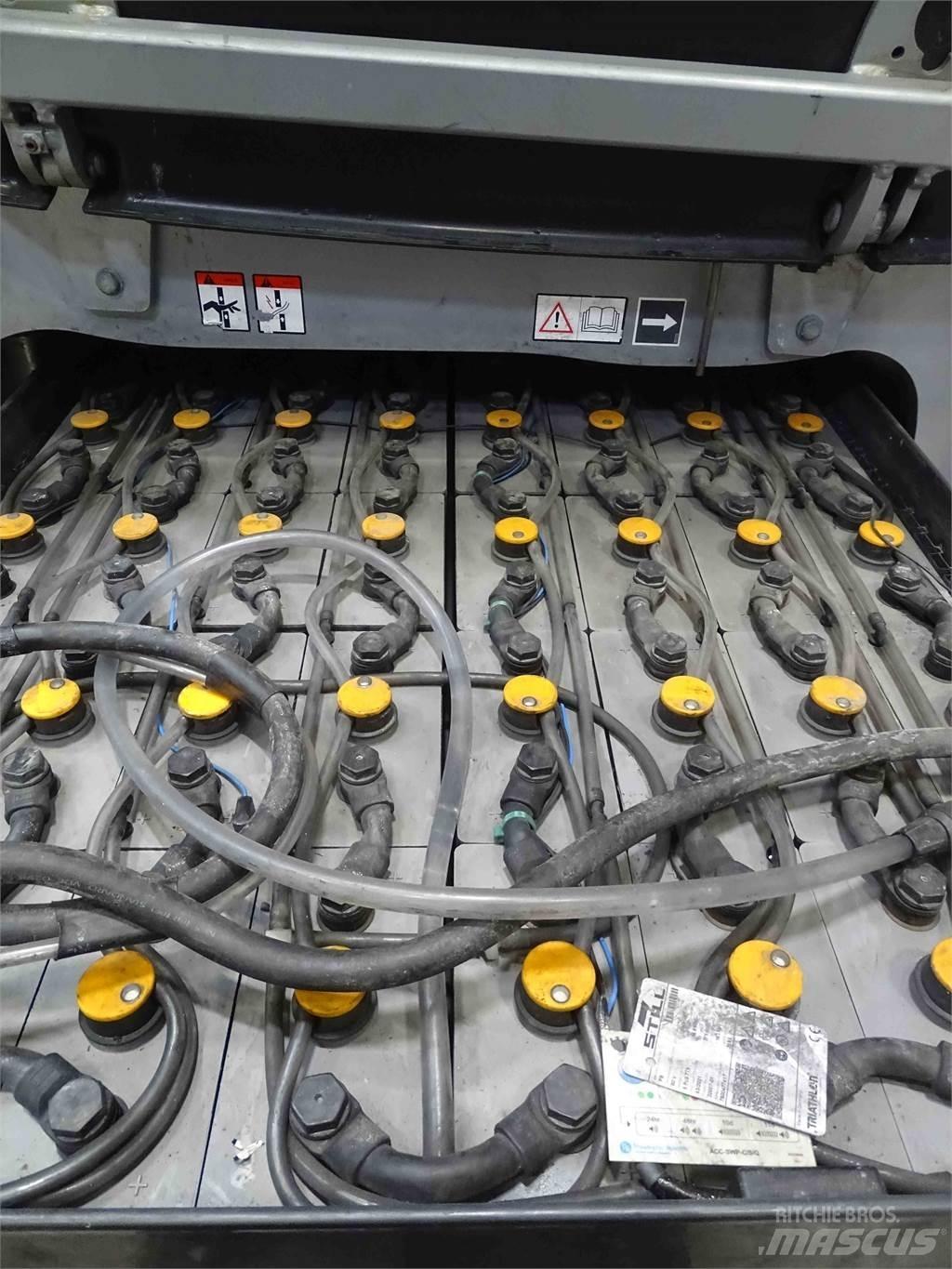 Still RX60-35 Electric forklift trucks