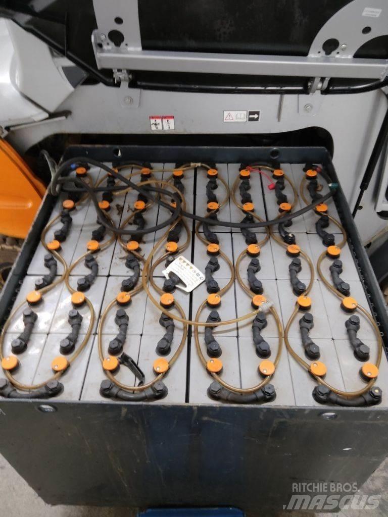 Still RX60-50 Electric forklift trucks