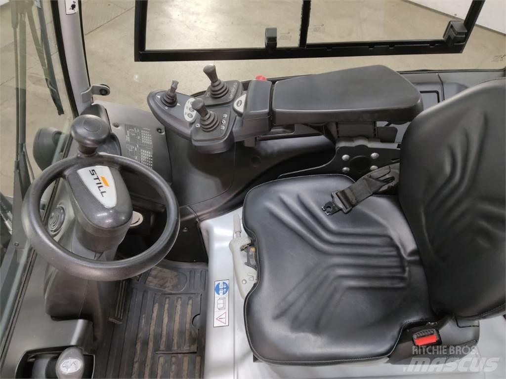 Still RX60-50 Electric forklift trucks