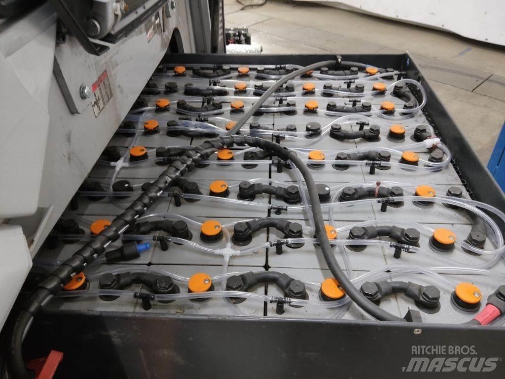 Still RX60-50 Electric forklift trucks