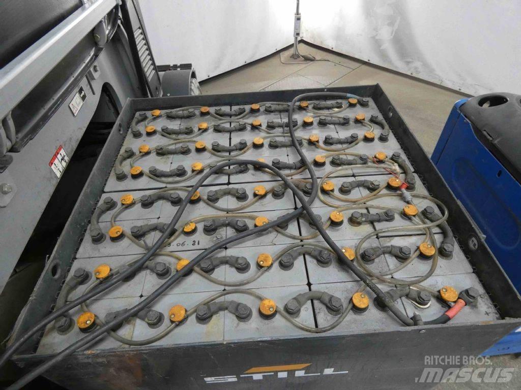 Still RX60-50 Electric forklift trucks