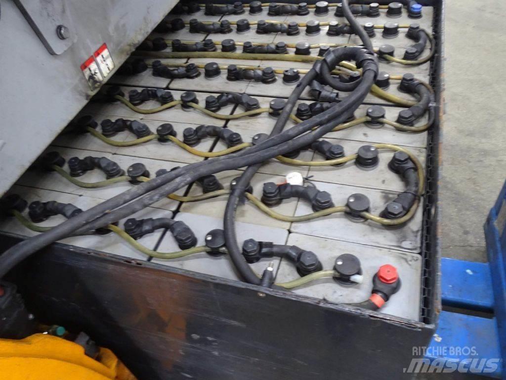 Still RX60-50/600 Electric forklift trucks