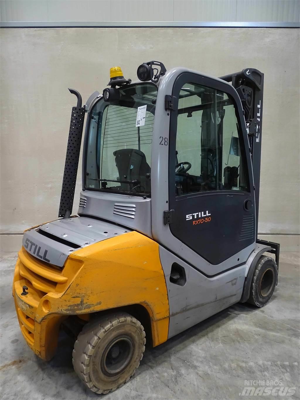 Still RX70-30 Diesel trucks