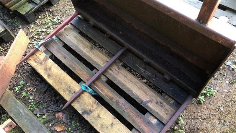  Ålø Front loader accessories
