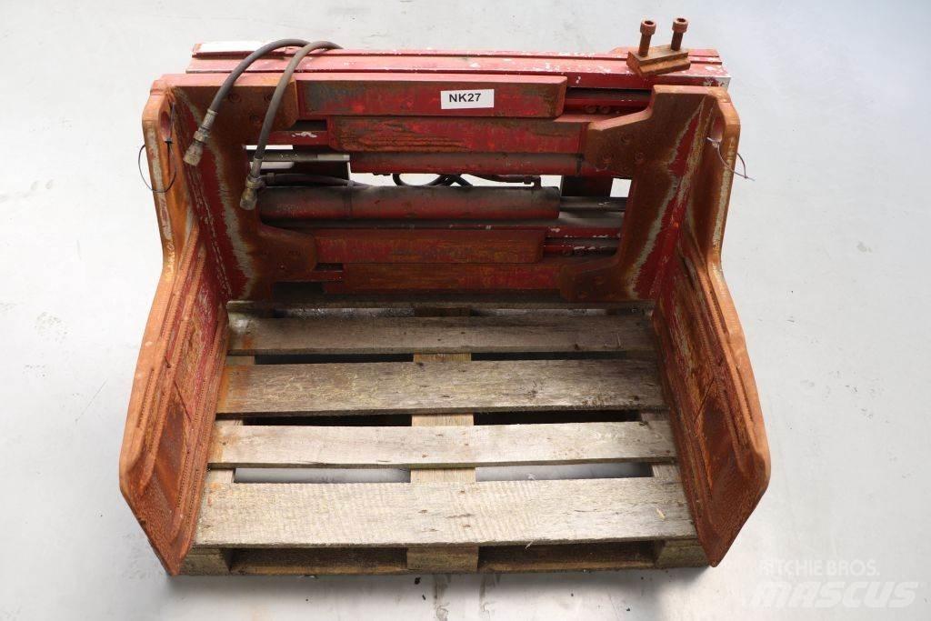 Auramo B-200B Bale clamps