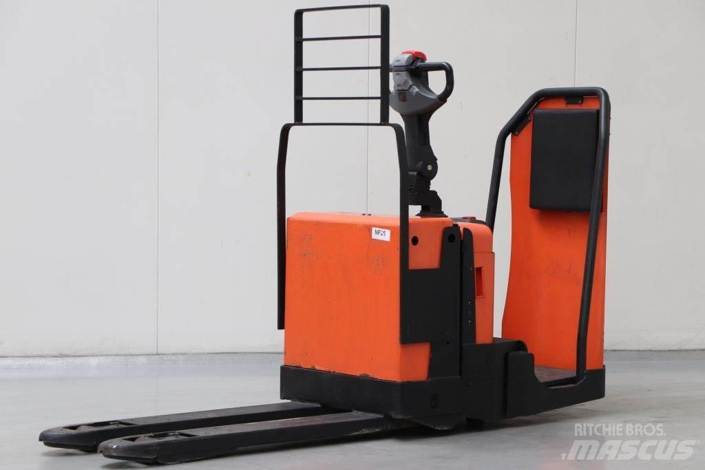 BT LPE200/8 Low lifter