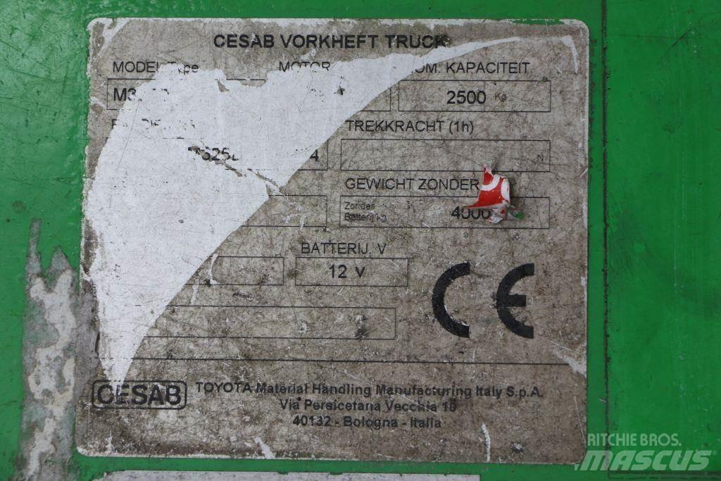 Cesab M325D Diesel trucks