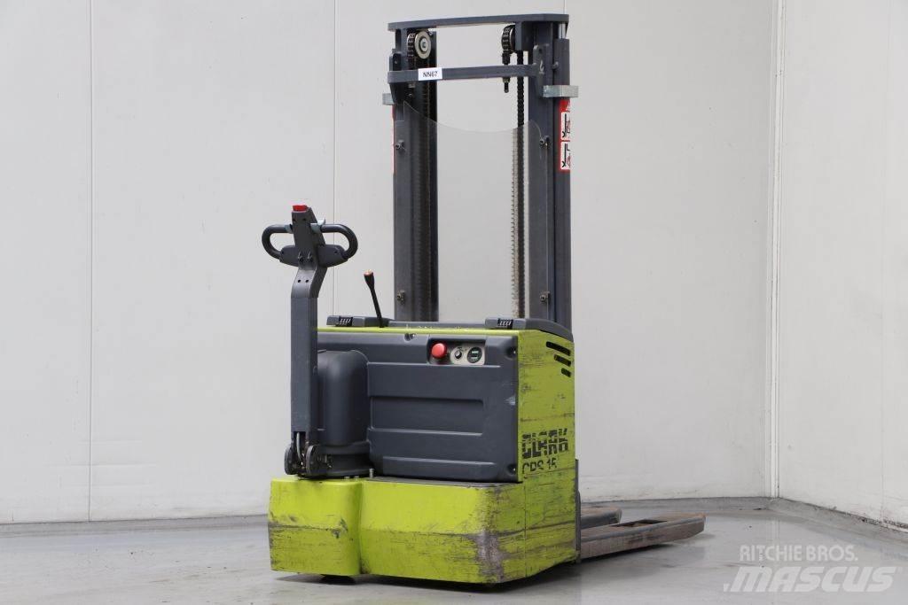 Clark CPS 15 Pedestrian stacker
