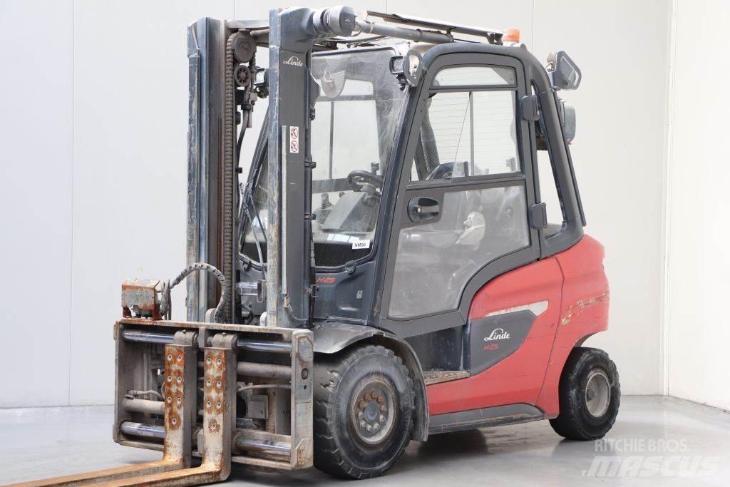 Linde H25D-01/600 Diesel trucks