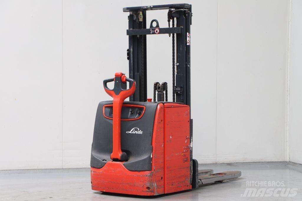 Linde L14 Pedestrian stacker