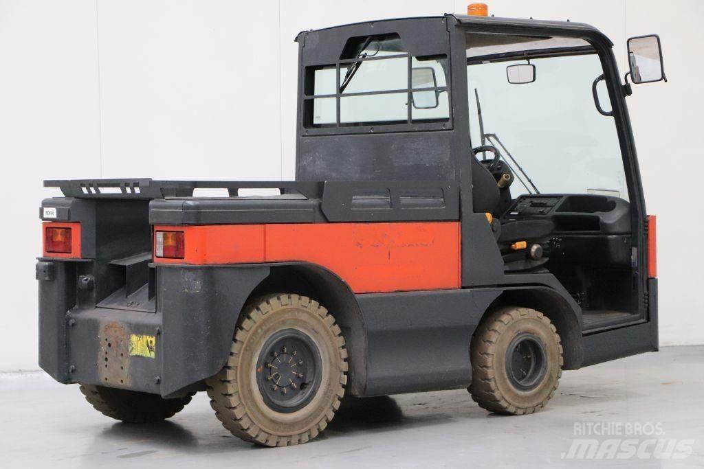 Linde P250 Towing trucks