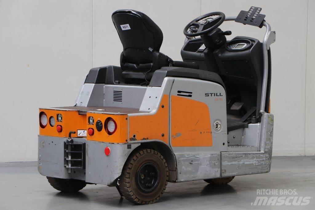 Still LTX70 Towing trucks