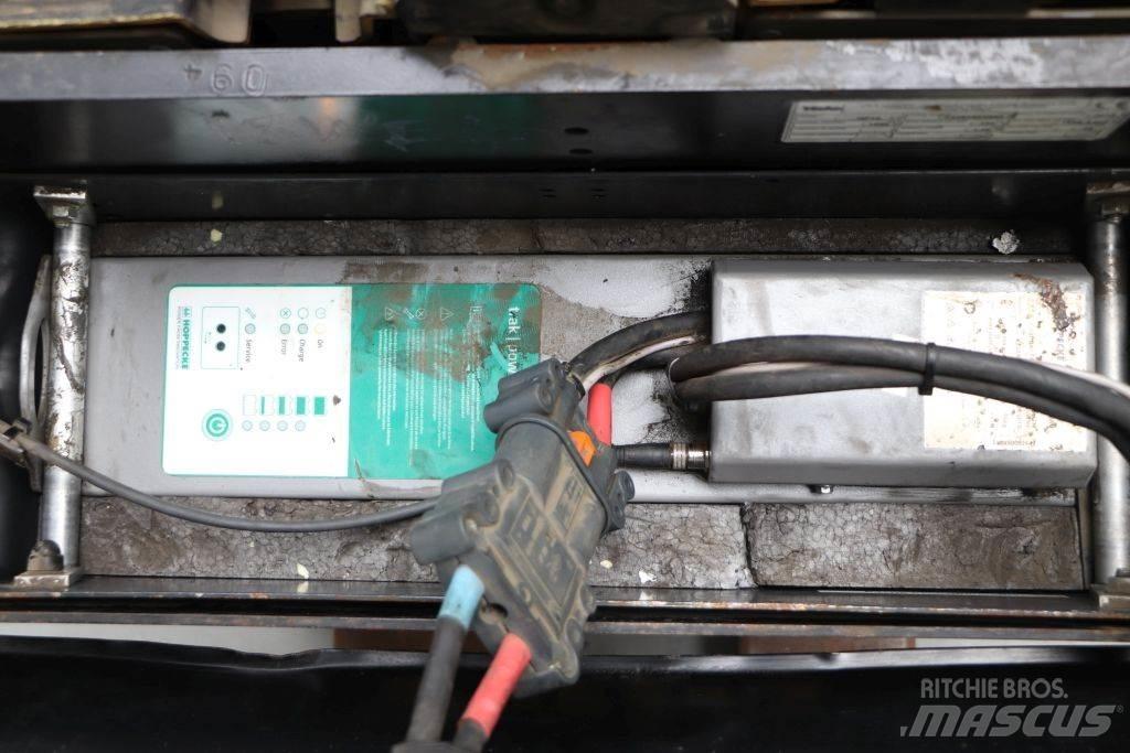 Yale MP16 Low lifter
