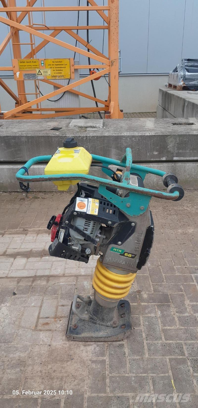 Ammann ATR 68 P Plate compactors