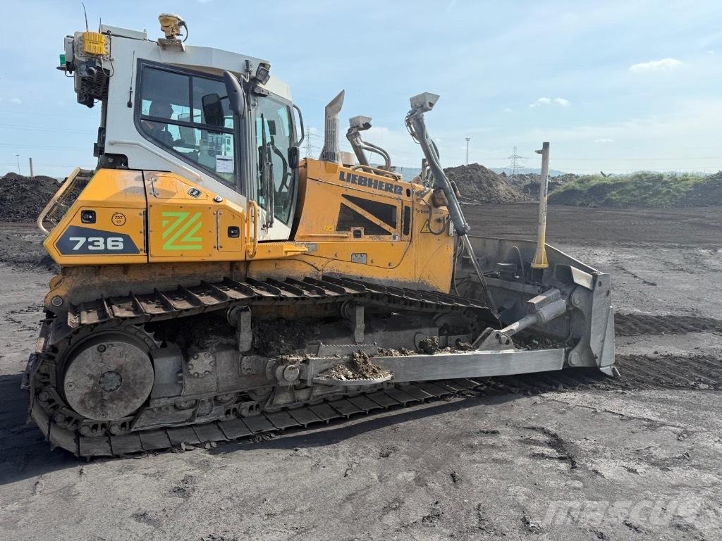 Liebherr 736 Crawler dozers