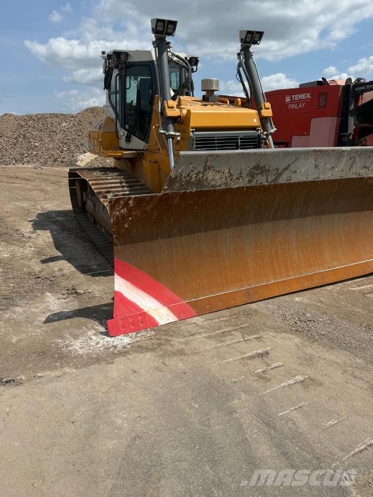 Liebherr 736 LGP Crawler dozers
