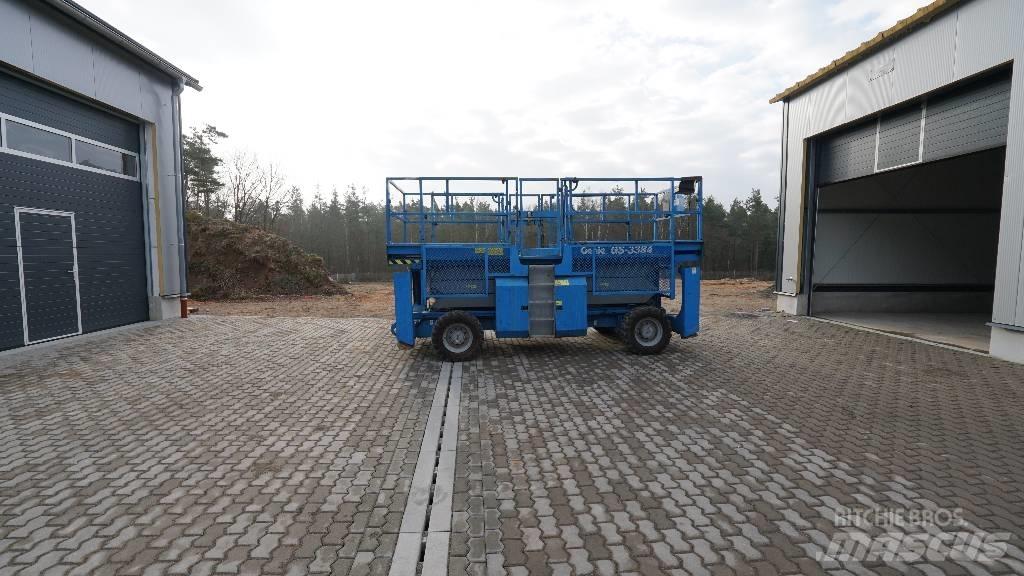 Genie GS3384 RT 4x4 Scissor lifts