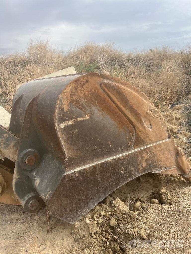 Liebherr R 950 SHD Crawler excavators