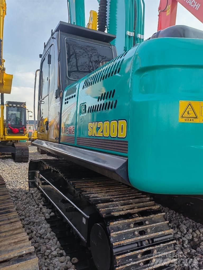 Kobelco SK 200D Midi excavators  7t - 12t