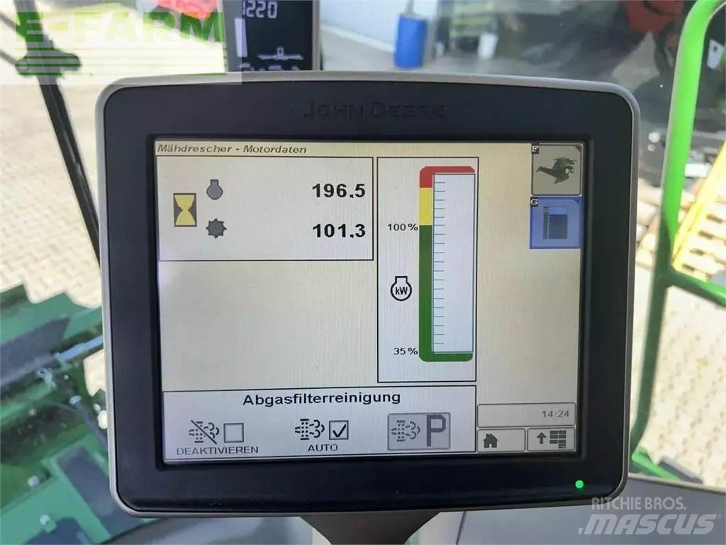 John Deere t560 Combine harvesters