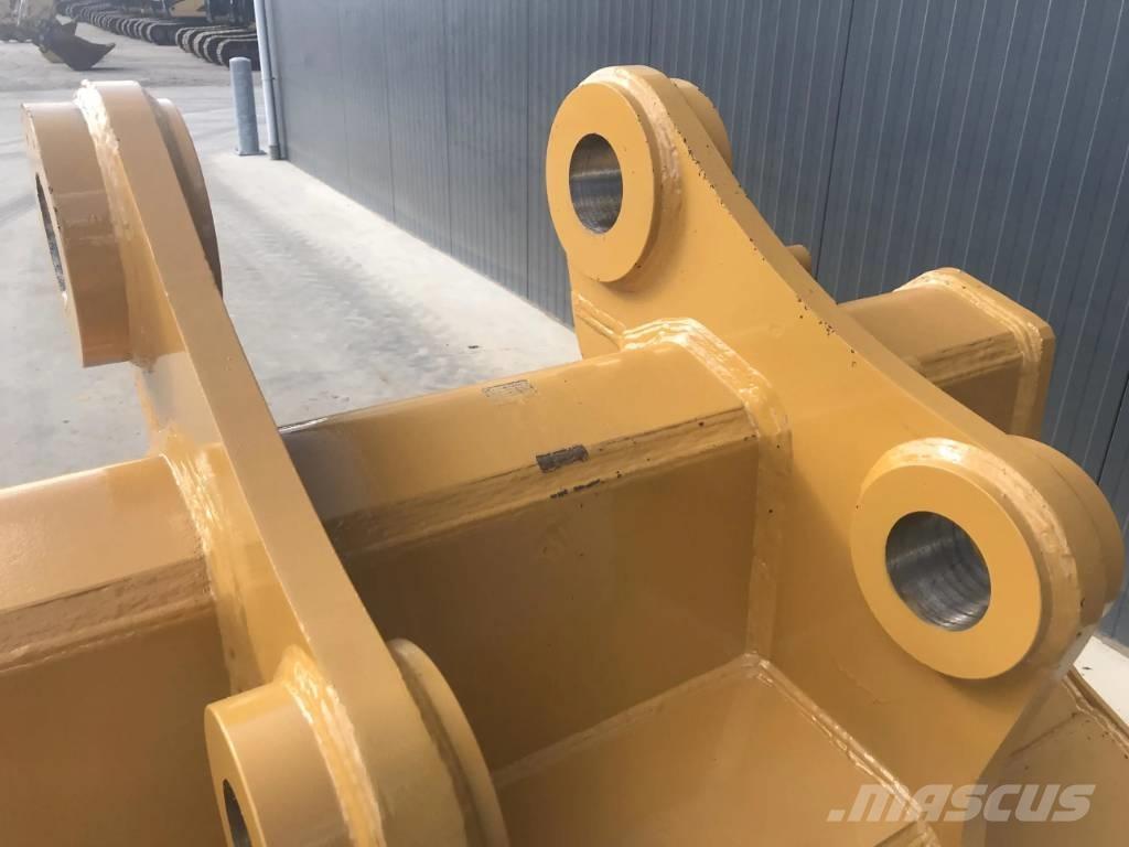 CAT 340D2 TB Buckets