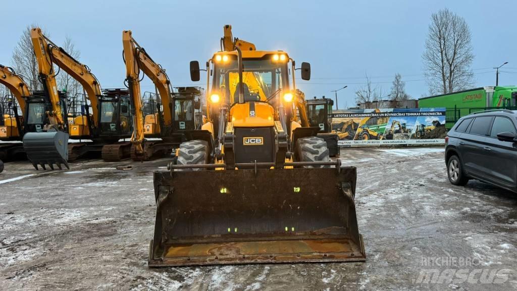 JCB 4 CX Backhoe loaders