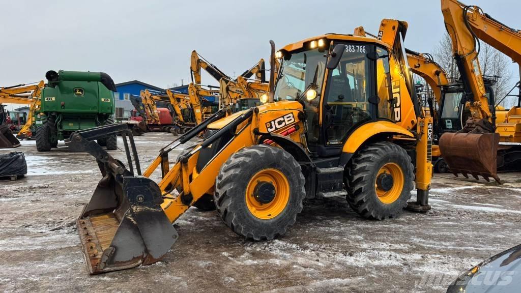 JCB 4 CX Backhoe loaders