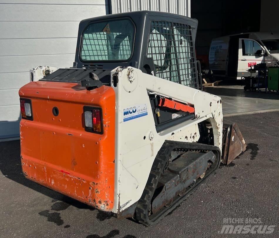 Bobcat T 110 Crawler loaders
