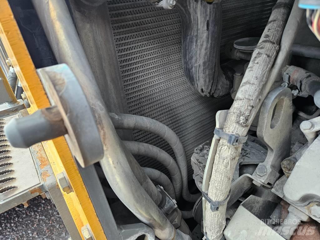 Liebherr PR 776 Crawler dozers