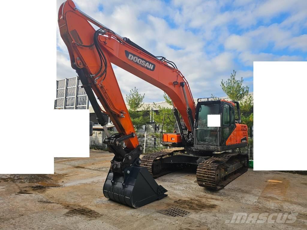 Doosan DX 220LC-5 Midi excavators  7t - 12t