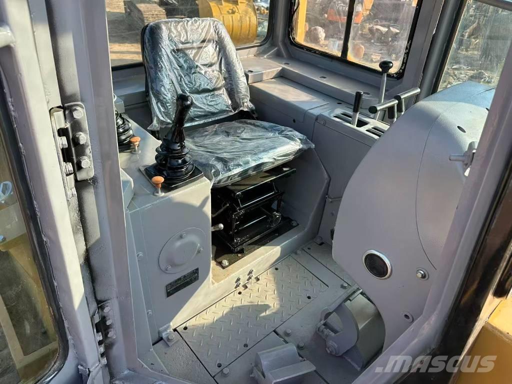 CAT D6G Crawler dozers