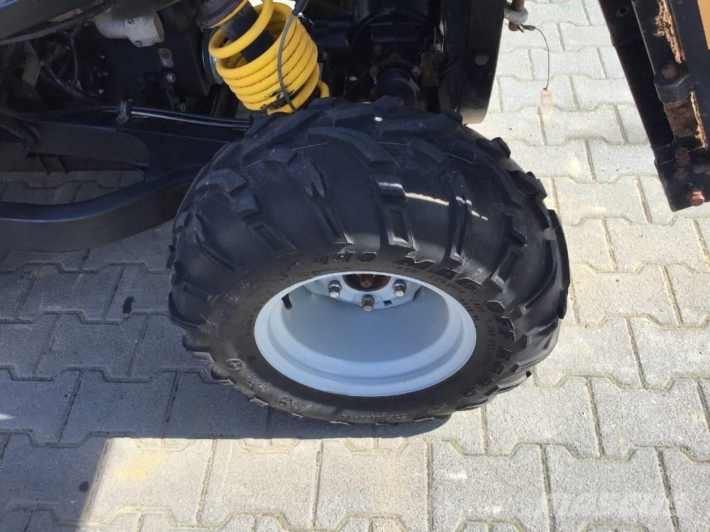JCB Groundhog 4x4 Golf carts