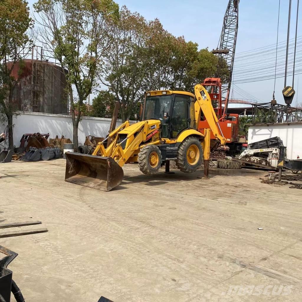 JCB 3 CX Backhoe loaders