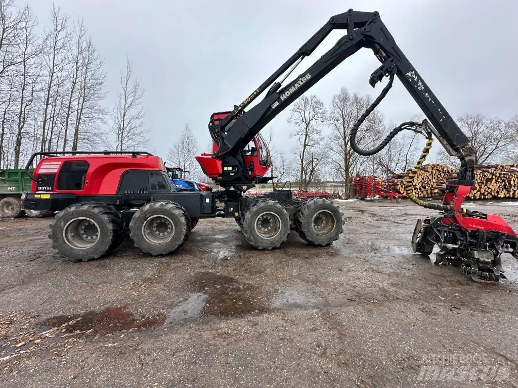 Komatsu 931 Harvesters