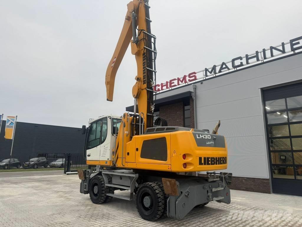 Liebherr LH 30 M Waste / industry handlers