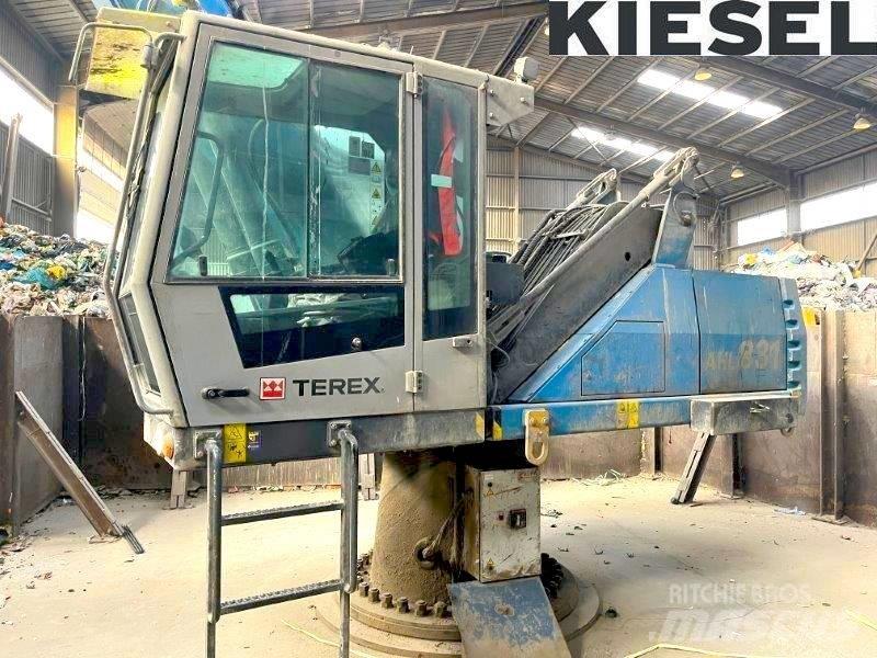 Fuchs AHL 831 D Waste / industry handlers