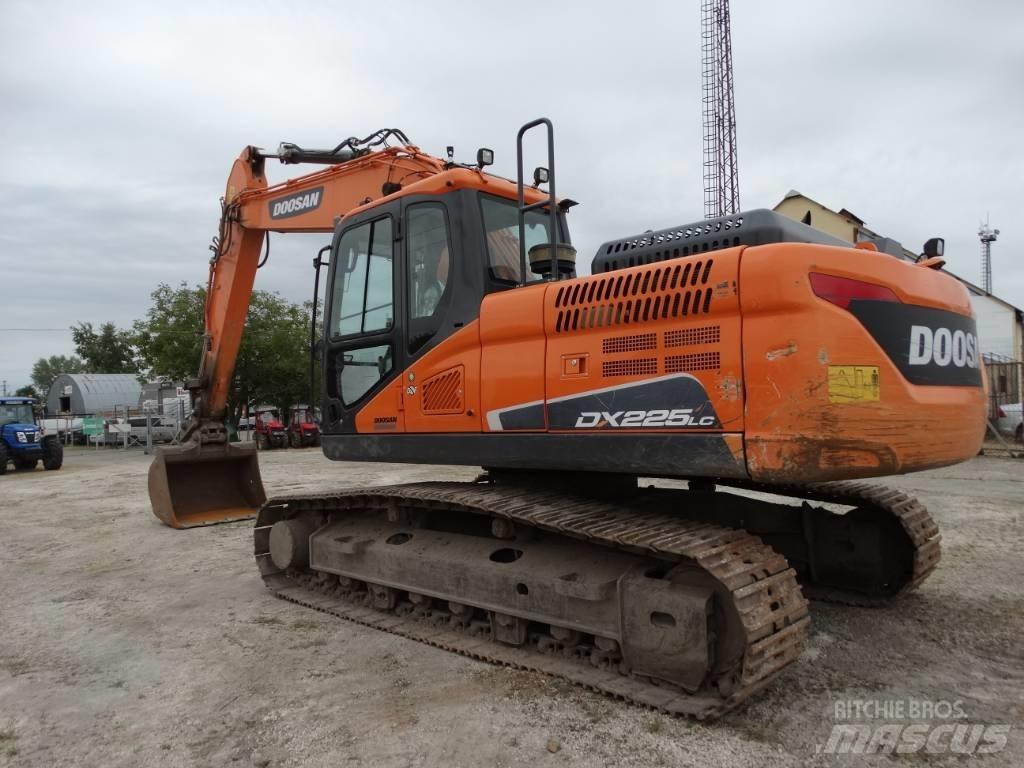 Doosan DX 225 LC-5 Crawler excavators