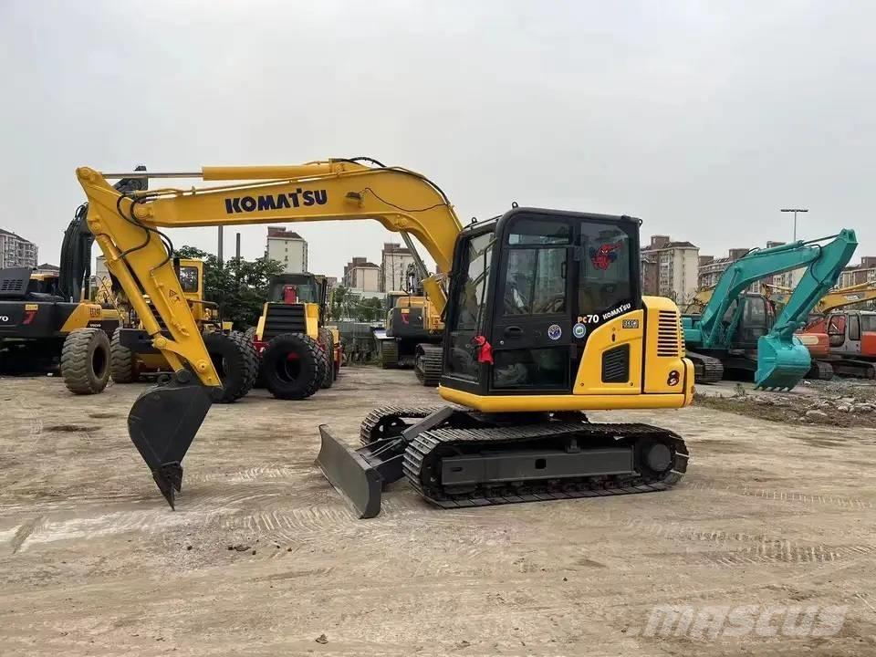 Komatsu PC70-8 Midi excavators  7t - 12t