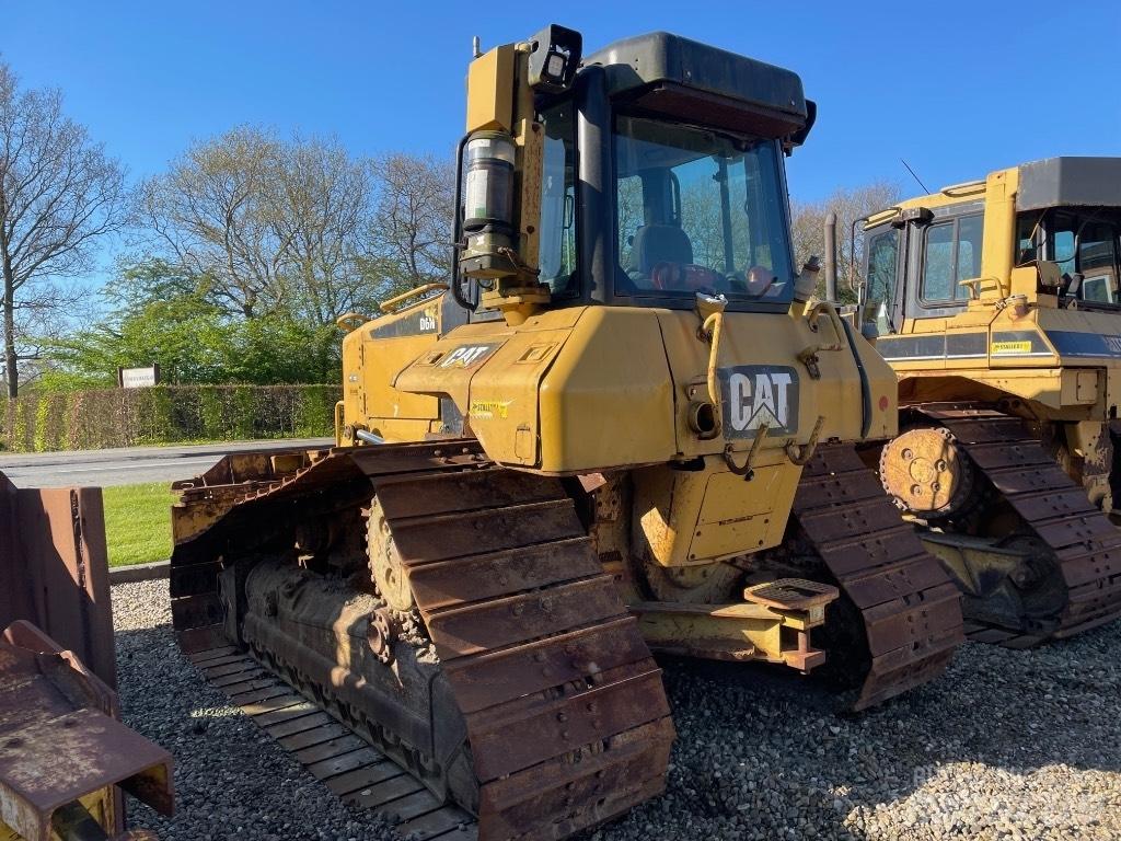 CAT D6N Crawler dozers