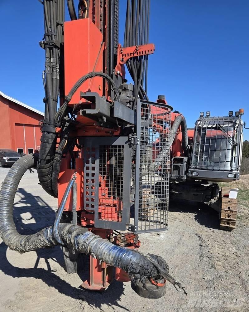 Sandvik Ranger DX800 Tunneling and underground mining drills